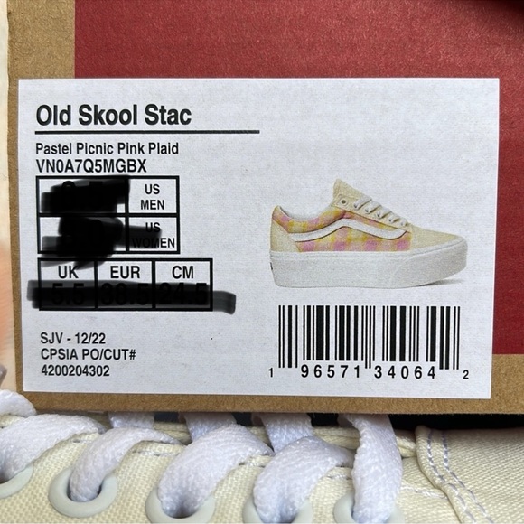 Vans WMNS Old Skool Stacked 
Pastel Picnic Pink Plaid
VN0A7Q5MGBX
Platforms - Picture 16 of 16